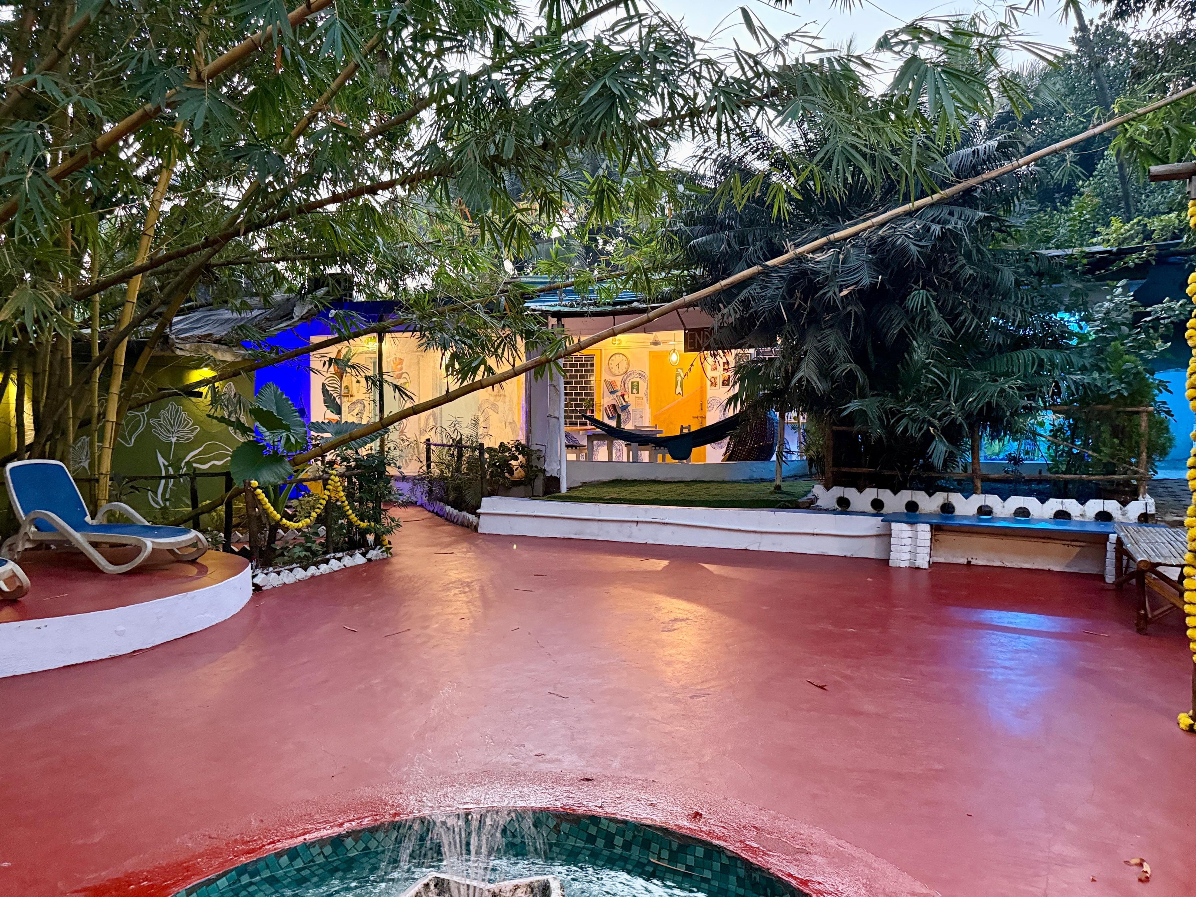 Endless Blue budget hostel and villa stay in Anjuna Goa